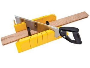 DEWALT PILA SA STALKOM ZA KUTEVE 1-20-600